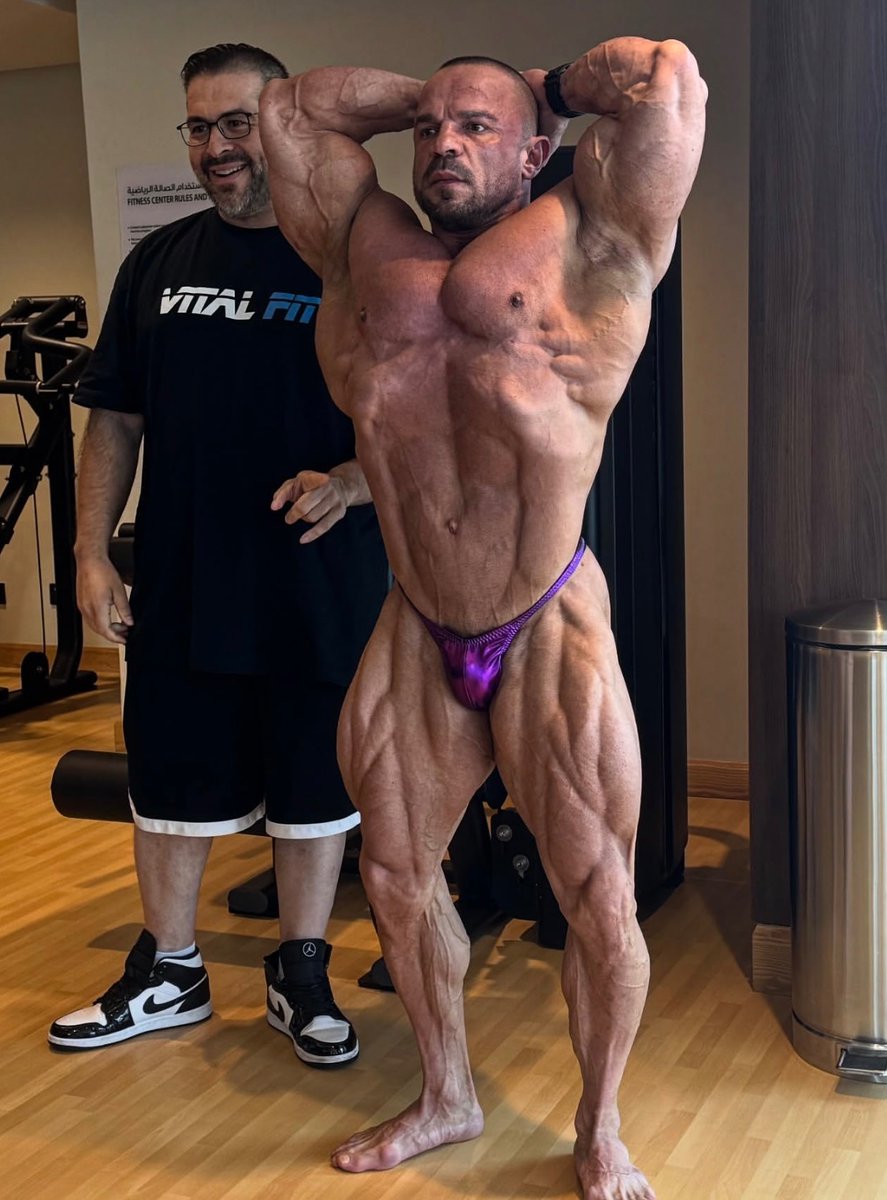 scottbbfan's tweet photo. Heaven sent. Angel Calderon preparing for savage battle. 212 muscle doesn’t get more extreme than this. https://t.co/z4tdYb66S6
