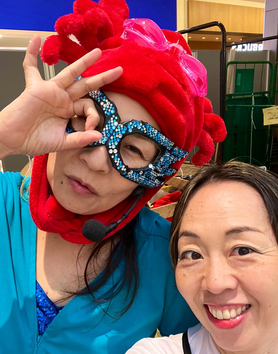 babaasuu's tweet image. 私の推し、チームマスクドのサチさん✨
鳥取を拠点に、笑って踊ってエクササイズできる楽しい時間を提供してくれます。
最近は大阪にも頻繁に出没してくれてうれしい💖
次は6/24の大阪味園ユニバースのUFOを呼ぶ祭に出演です。私も黒子で行きます。