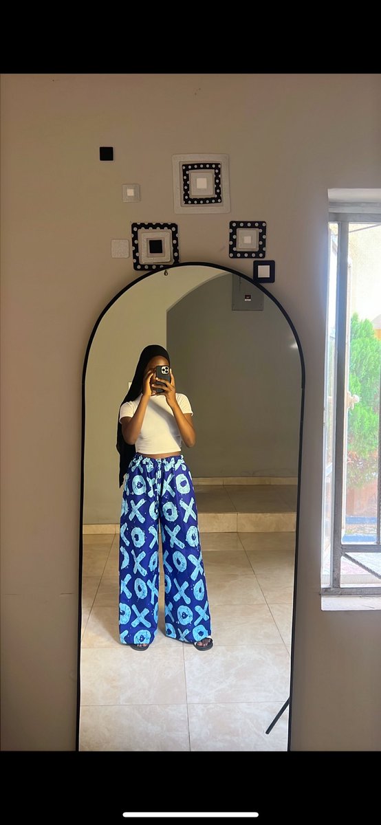RufaiHafsat1's tweet photo. If you can see this posts this is your sign to patronize me 🥹, I make Ankara pants,  Cargo pants , kaftans, dresses e.t.c 

Please rt if this comes across your TL. https://t.co/rmGvKtLoDz