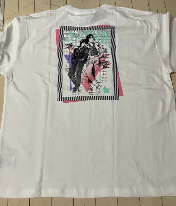 入荷したので買ってきましたが、LLサイズにしたらクソでかいんですわ! ブカブカさせながら着ますわ