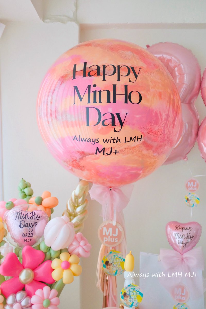 LMH_MJplus's tweet photo. 0622  #HAPPYMINHODAY 🫧🎂🧸
@ActorLeeMinHo 님 생일 축하해요〜🤍
최고로 행복이 가득한 하루 보내세요✨

🎂 ⋰ 🤍 ⋱ 🎂 ⋰ 🤍 ⋱ 🎂

BD PROJECT2025へ
ご参加いただきました皆様
ありがとうございました
詳細はIGにてご確認ください❤️

#이민호생일축하해
#이민호 #LeeMinHo #李敏镐
＃イミンホ https://t.co/Lzr0DGWpY8
