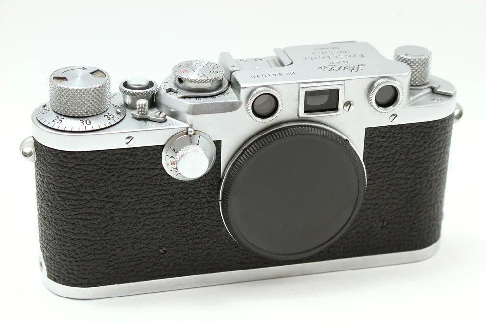 nisshincamera's tweet image. 【入荷情報】

LEICA IIIf セルフ無 1951年

nisshin-camera.com/products/11868…

#leica
#leicaiiif
#rangefinder
#filmcamera
#film