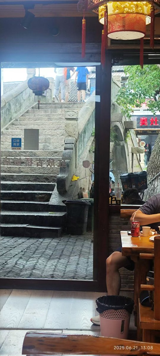 擒叔宝S tweet media