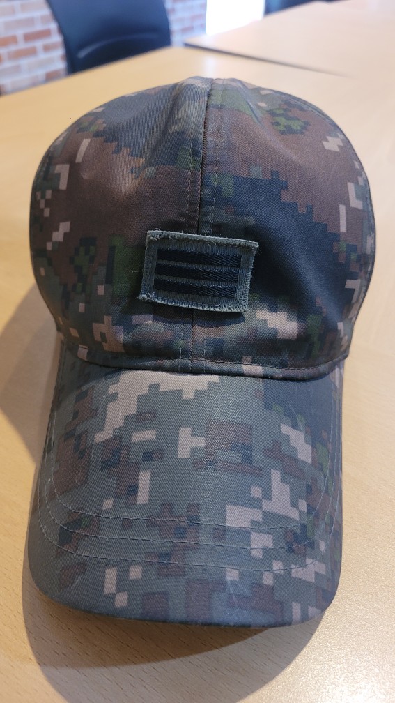 군 간지 13개월 되었네요.... 이제 5개월 남음~ 

참 빠르다고 하면 아니 되옵니다 ㅎ