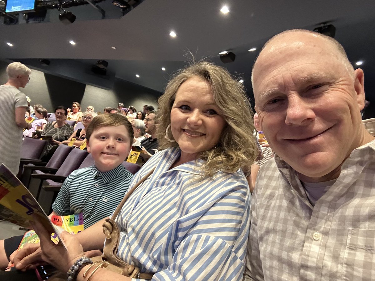 PhilSavage's tweet photo. Congrats to our daughter Honor and the entire cast @joythemusical on opening night here at the Laura Pels Theatre. If in NYC over the summer, this is a must-see, inspirational, true story about a woman who just never gave up! #JOY #MiracleMop #MopSummer https://t.co/ukg0k8INx3