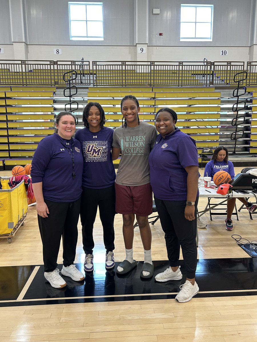 Went to the <a href="/MontevalloWBB/">Montevallo Women’s Basketball</a> elite basketball camp today with my sister and had a great time. Thank you to <a href="/CoachO_UM/">Olivia Chapman</a> and your staff for putting on a great camp. Looking forward to visiting the campus next month.
<a href="/ALSoStarz/">AL Southern Starz</a> 
<a href="/BJHSLadyPats/">BJHS Lady Patriot Basketball</a>