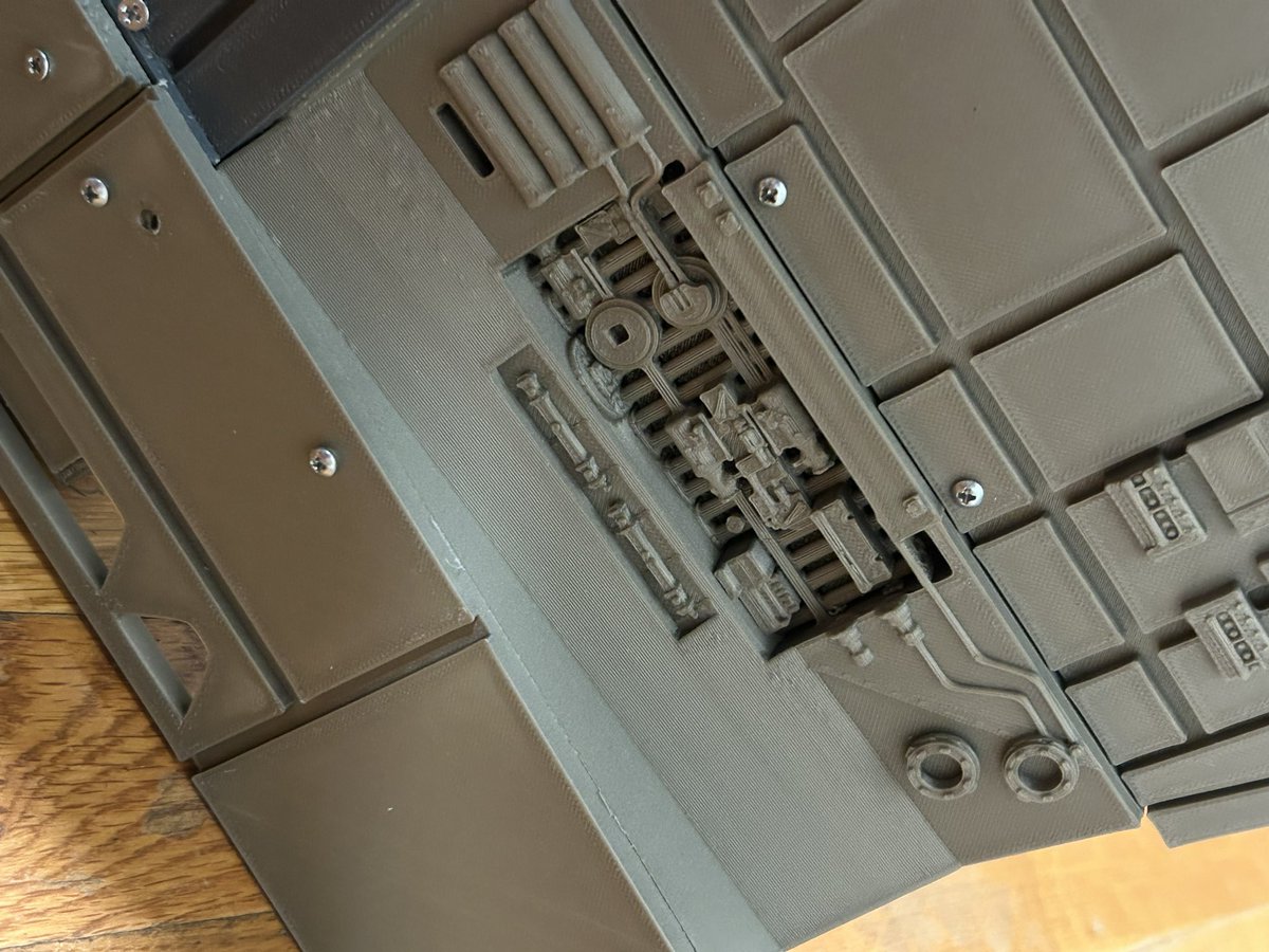 thefrankwu's tweet image. Meanwhile work continues on the Jawa Sandcrawler Doghouse. Modeling and printing panel by panel - would not be possible without new large-scale Prusa 3D printer @BriannaWu got me for Christmas. You can see all the details - and all the defects I'll need to fix eventually.