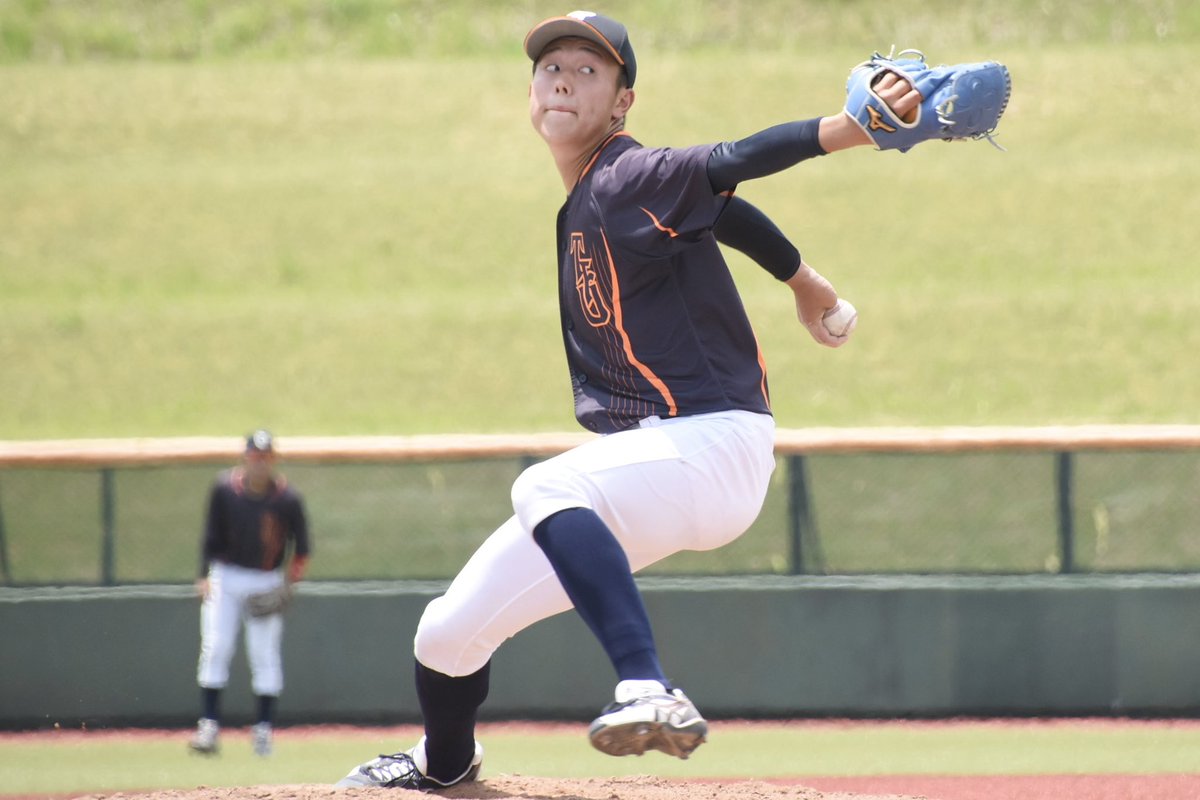 spwritekk's tweet photo. 【新人戦】東北福祉大×東北学院大の決勝も5回終えて0-0と接戦に。東北福祉大・松倉汐音投手(智辯和歌山)、東北学院大・澤橋晴人投手(秋田中央)ともに5回途中で降板したものの無失点。ここからはリリーフ陣の我慢比べになります。 https://t.co/t5uv7cQwYJ