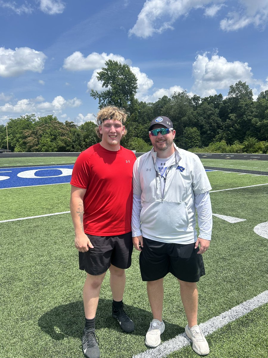 KalebMiller2026's tweet photo. Great day at camp! @CoachKleckler @CoachAmbroseLWC https://t.co/xDhq985etG