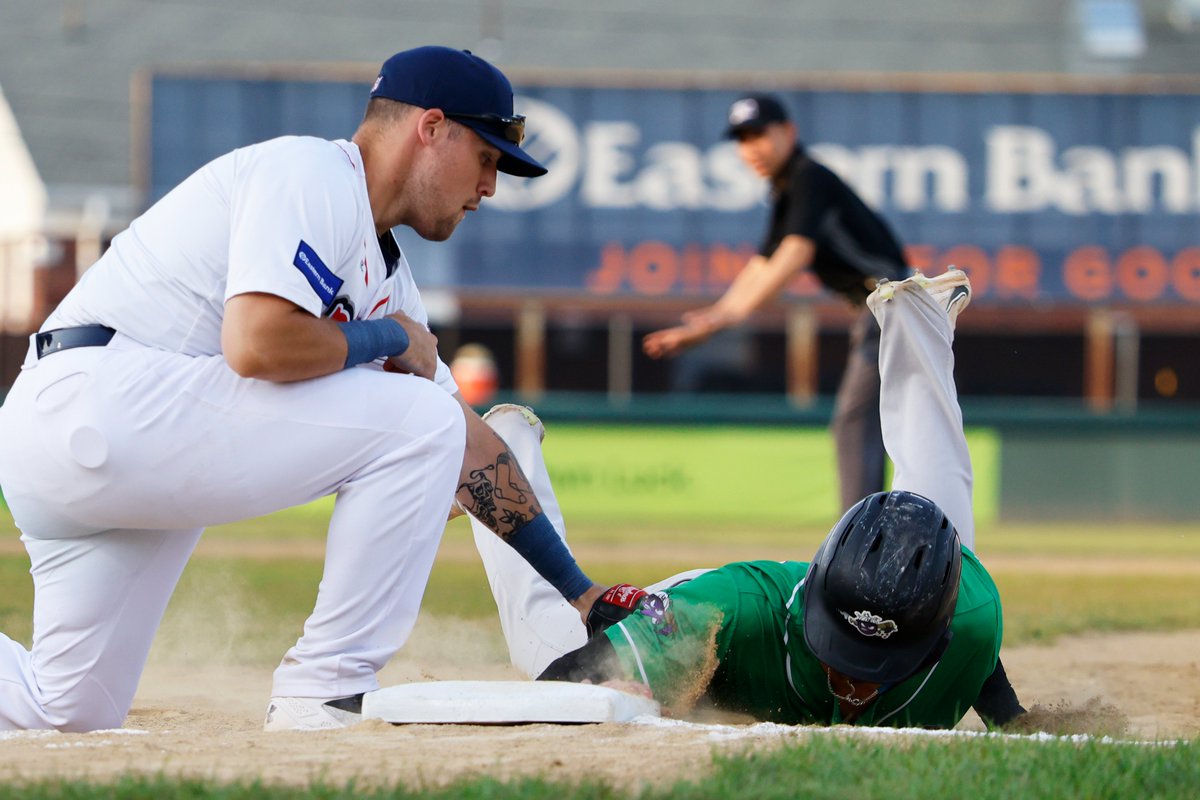 Richard S. Smith (@photogsmitty) on Twitter photo Perfect throw from Joe Sprake to Andrew Caufield, just a half second too late to pick off Scout Knotts of the <a href="/LECrushers/">Lake Erie Crushers</a> at first base. <a href="/BrocktonRox/">Brockton Rox π₯</a> #RSSPhotography Brockton loses tonight 7-3. <a href="/BrocktonSports/">Brockton Enterprise sports</a> <a href="/sports_ledger/">Patriot Ledger sports</a> <a href="/PhotogMarc_ent/">Marc Vasconcellos</a> Perfect throw from Joe Sprake to Andrew Caufield, just a half second too late to pick off Scout Knotts of the <a href="/LECrushers/">Lake Erie Crushers</a> at first base. <a href="/BrocktonRox/">Brockton Rox π₯</a> #RSSPhotography Brockton loses tonight 7-3. <a href="/BrocktonSports/">Brockton Enterprise sports</a> <a href="/sports_ledger/">Patriot Ledger sports</a> <a href="/PhotogMarc_ent/">Marc Vasconcellos</a>