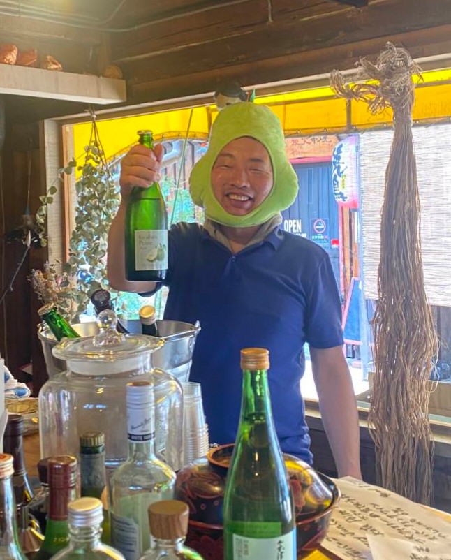 KogikuK's tweet photo. マーケットの日々是好日さんでお酒売ってます。15:00まで！ https://t.co/wB5a5hxTiv