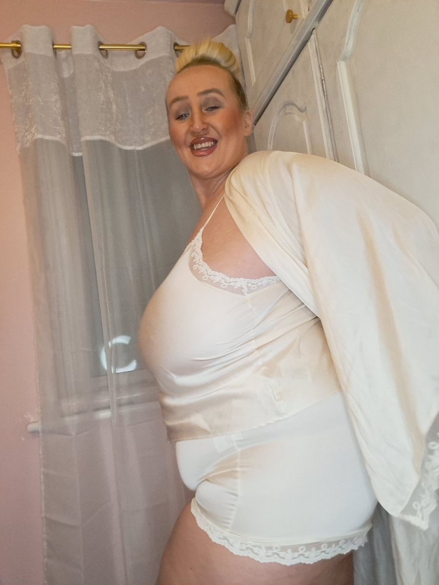 bbw_cristal's tweet photo. can I follow you?

https://t.co/omnTwbtlsr https://t.co/ZnQoUFxqXo