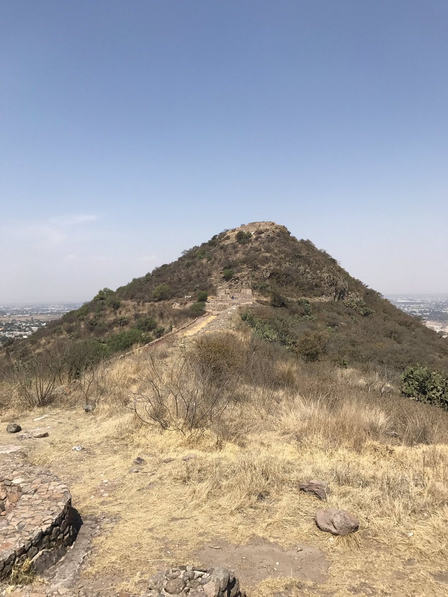 Cuauhtemoc_1521's tweet photo. #Sabíasque el Tezcutzingo, mejor conocido como “Los baños de Nezahualcóyotl” fue uno de los primeros jardines botánicos de estas tierras que en la actualidad llamamos México? Su construcción se estima que fue realizada alrededor del 1450, por órdenes del tlahtoani de Tezcuco. El próximo domingo daré una visita a este espacio de descanso de los gobernantes de Acolhuacan. Informes por mensaje directo