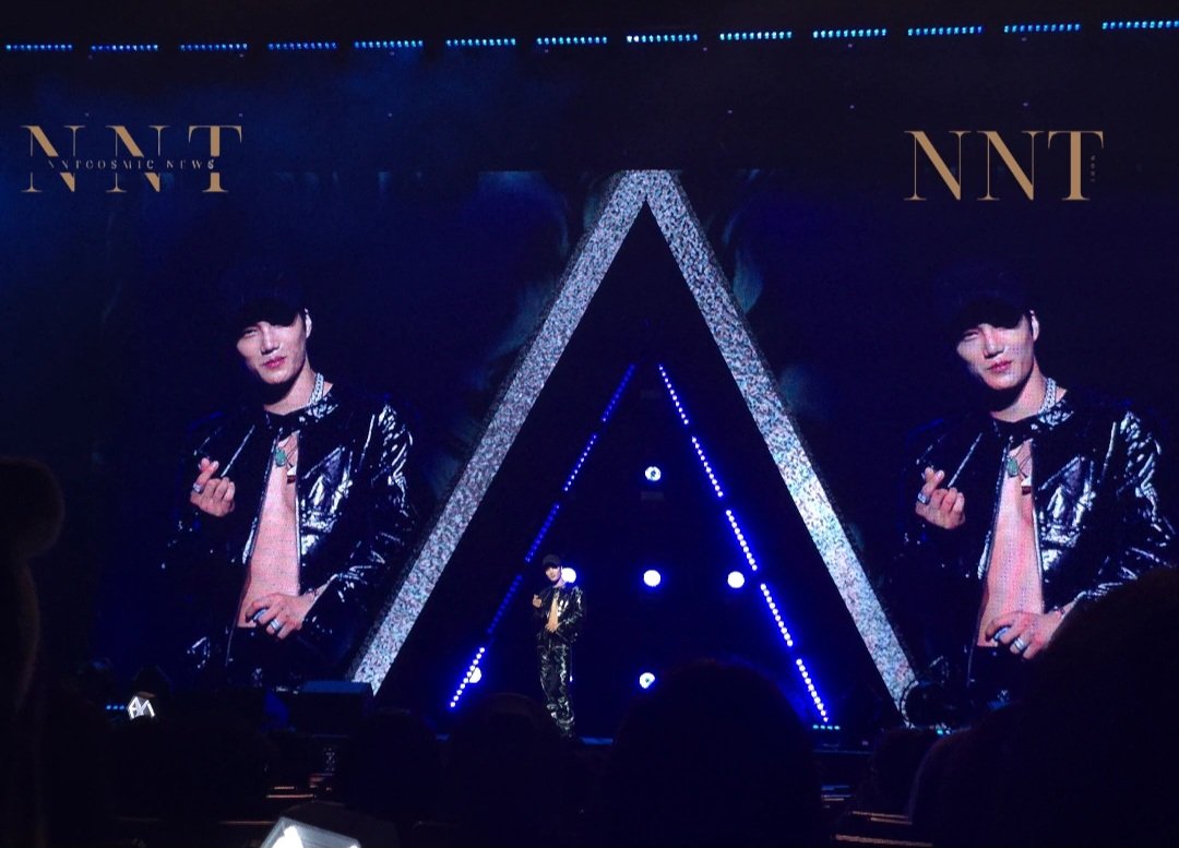 For more of #Kai’s jaw-dropping performances from last night, head over to our Instagram now 🔥🥵 You don’t wanna miss this! HAPPY SUNDAY! 

🔗: instagram.com/nntcosmicnews?…

#KAI #카이 #KAION #KAI_KAION #KAION_IN_Singapore #KAIONinSG 
#EXO #엑소