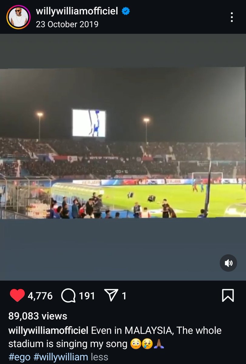 Larkin vibes 😘❤️💙🔥