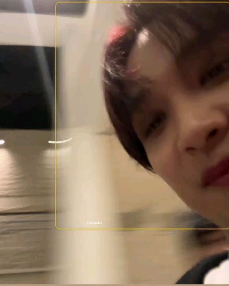 “ehh 😳”                           “HEHEHE”