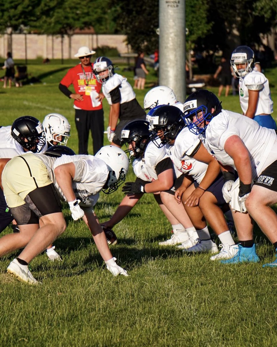 Shaneaj45's tweet image. Thank you @All_Poly_Sports for the camp and the amazing time! Won MVP for OLine.@HC_Rozy @TvilleFB @Tville_teams @BrandonHuffman @Andy_Pham1 @BlairAngulo @OFFA_Academy @bcavi68 @CoachKofe @frontfiveOL @SlingintheP @TheUCReport @PrepRedzoneUT