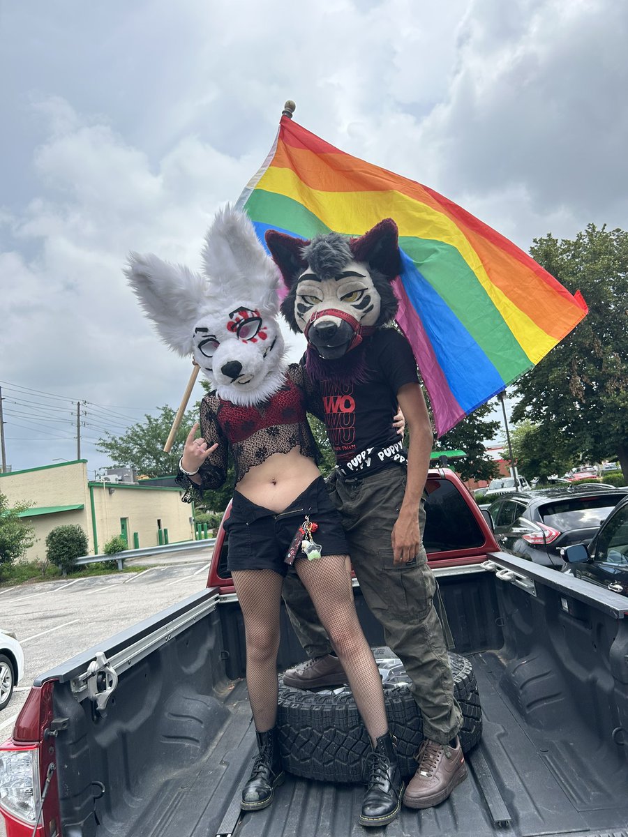 Slaphappy_23's tweet image. Actually fuck my last post MY GF IS HOT FN!!!