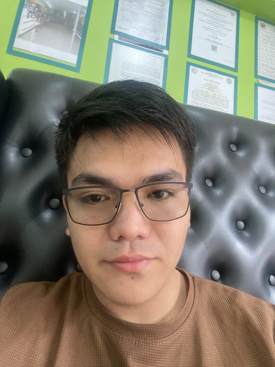 serjaelo's tweet photo. dili na ni pang-fashion—tinood na jud ni! Love your eyes 🫶 

#executiveoptical #LoveYourEyes https://t.co/7NOQaM7dIj