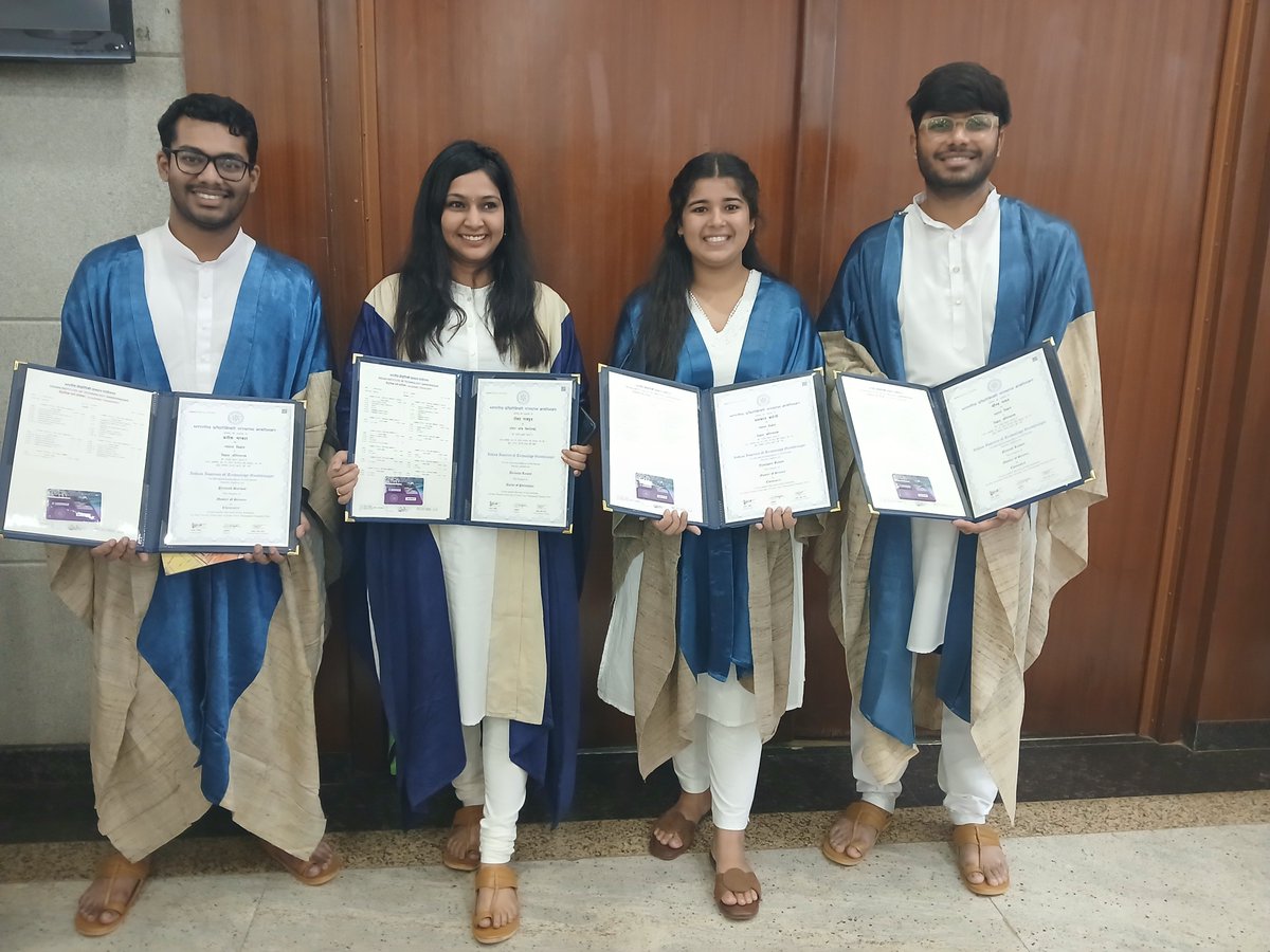Sriram Kanvah (శ్రీరామ్ కణ్వ గుండిమెడ) (@sriram_kanvah) on Twitter photo Congratulations 🎊 on your graduation. Prateek (MSc) is joining <a href="/iitgn/">IIT Gandhinagar</a>, <a href="/DeekshaRajput89/">Deeksha Rajput</a> (PhD) joined industry in Ankleshwar, <a href="/LaviLavi410466/">Lavi Sharma</a> (MSc) joining the group of <a href="/Srinivas_IITK/">Srinivas</a> and Gaurav (MSc) joining Univ California Riverside <a href="/NearyGroupUCR/">The Neary Group</a> Congratulations 🎊 on your graduation. Prateek (MSc) is joining <a href="/iitgn/">IIT Gandhinagar</a>, <a href="/DeekshaRajput89/">Deeksha Rajput</a> (PhD) joined industry in Ankleshwar, <a href="/LaviLavi410466/">Lavi Sharma</a> (MSc) joining the group of <a href="/Srinivas_IITK/">Srinivas</a> and Gaurav (MSc) joining Univ California Riverside <a href="/NearyGroupUCR/">The Neary Group</a>
