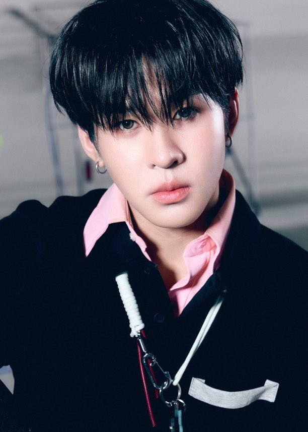 auausaveee's tweet photo. Him in hair down just does something to me
DEXX IMAGE TEASER
#DEXXImageTeaser
#DEXXth
#AUAU_DEXX https://t.co/QjgvgHIaKR