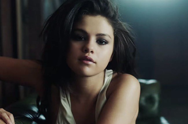 PopBase's tweet image. 10 years ago today, Selena Gomez released ‘Good For You’ featuring A$AP Rocky.