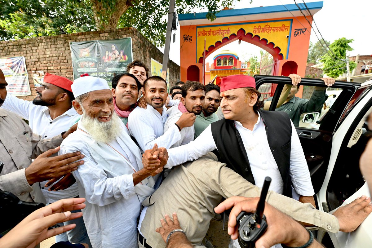 yadavakhilesh's tweet photo. @ कन्नौज https://t.co/aKSDT6n9Vf