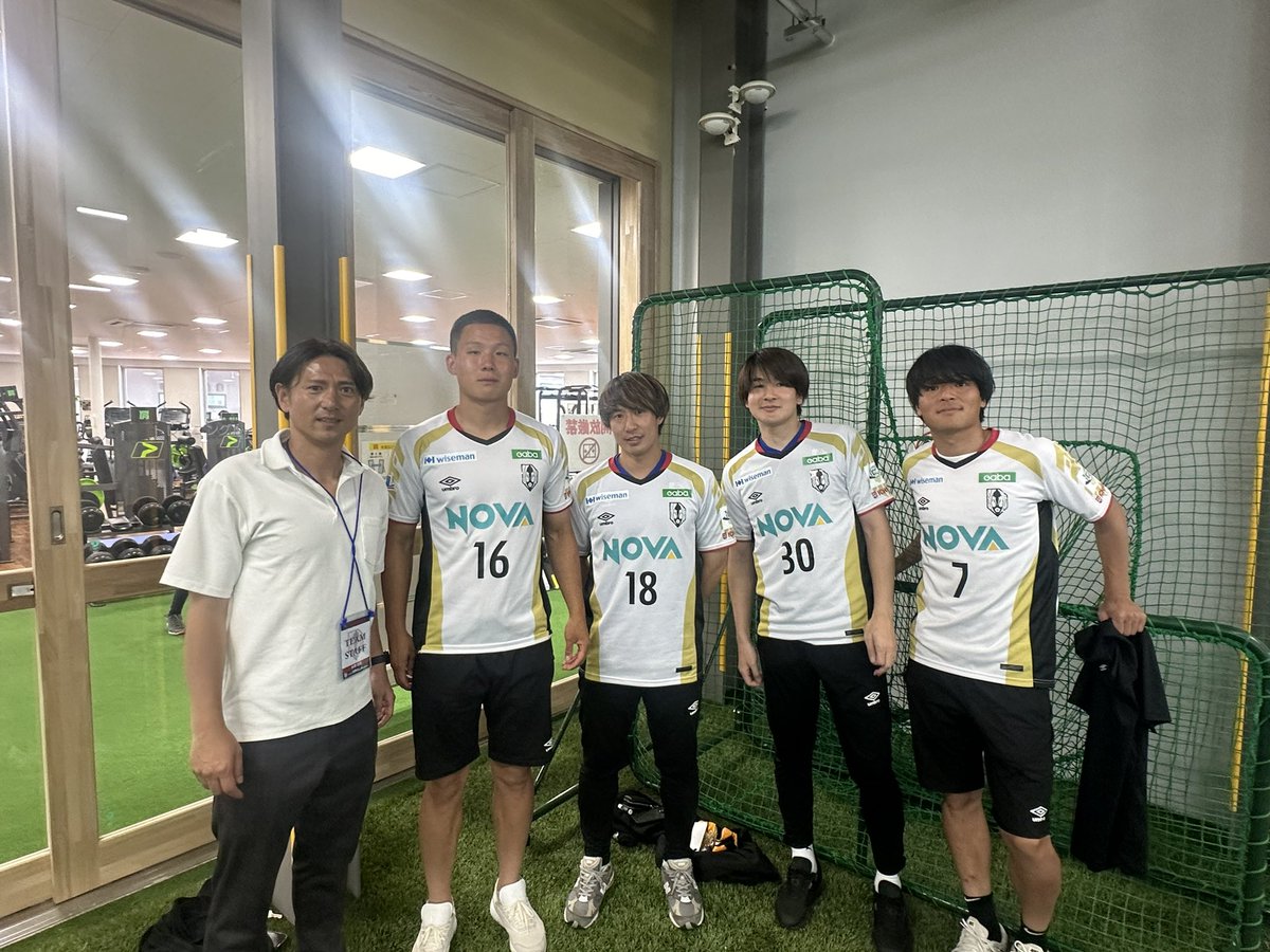 いわてグルージャ盛岡【公式】 (@iwategrulla) on Twitter photo KITAGIN Ballpark Campにおじゃましてます⚽️
#水野晃樹 GM、#柳世根 選手、#河合秀人 選手、#和田篤紀 選手、#深堀隼平 選手で参加中!
子どもたちとサッカー体験しながら、たっぷり元気をもらってます💪
<a href="/MoriokaMarathon/">いわて盛岡シティマラソン</a>
#いわてグルージャ盛岡
#グルージャ
#GRULLA
#いわて盛岡シティマラソン KITAGIN Ballpark Campにおじゃましてます⚽️
#水野晃樹 GM、#柳世根 選手、#河合秀人 選手、#和田篤紀 選手、#深堀隼平 選手で参加中!
子どもたちとサッカー体験しながら、たっぷり元気をもらってます💪
<a href="/MoriokaMarathon/">いわて盛岡シティマラソン</a>
#いわてグルージャ盛岡
#グルージャ
#GRULLA
#いわて盛岡シティマラソン