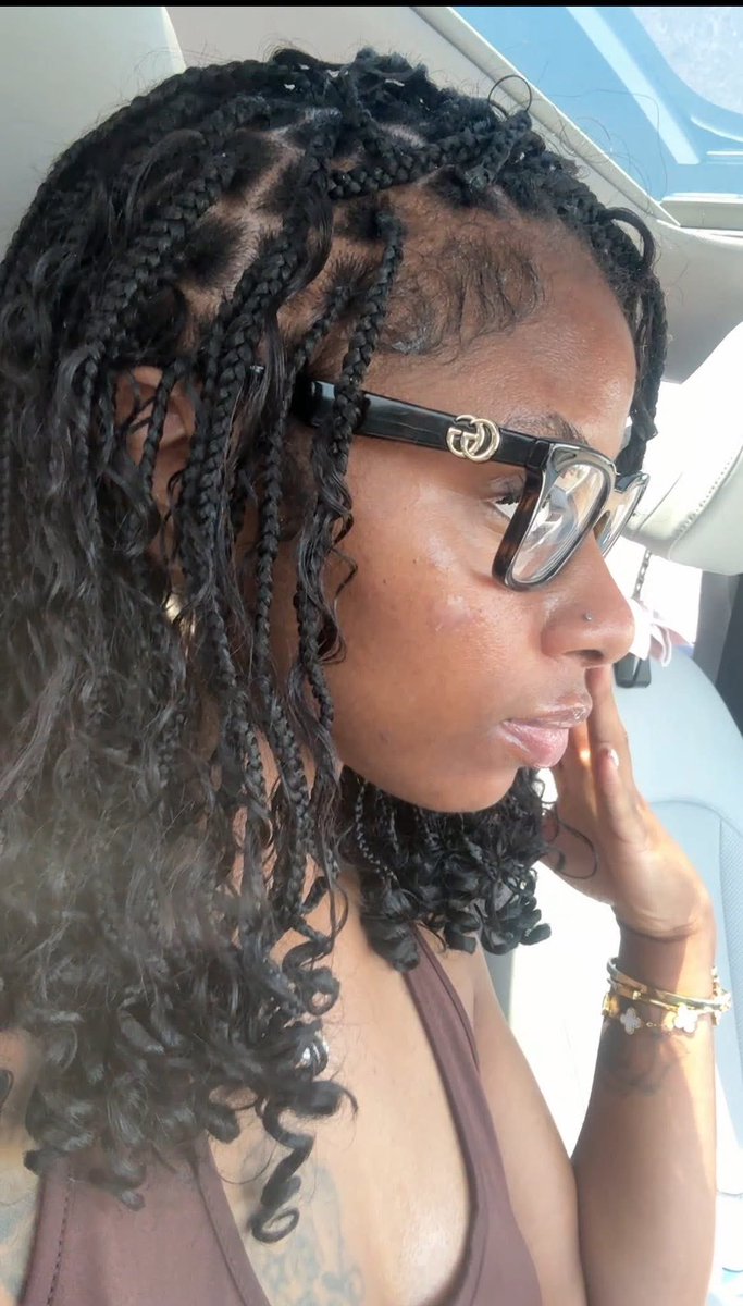 He was use to fuckin wit a average then he ran into a total package😍😍😍😍