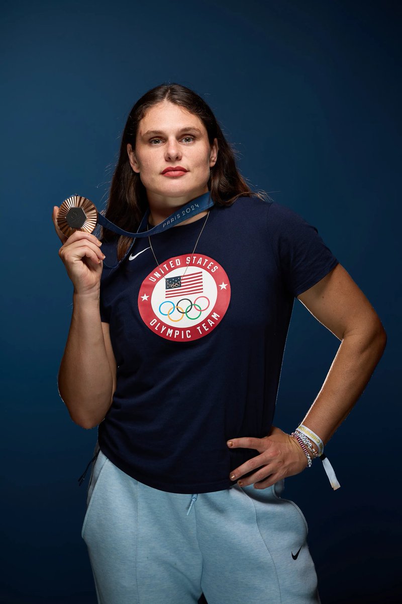rosanarioss's tweet photo. @cueforfreedom @USAis1forever @MattWallace888 She’s a rugby player and a damn good one as well https://t.co/PtQHAuWwOI