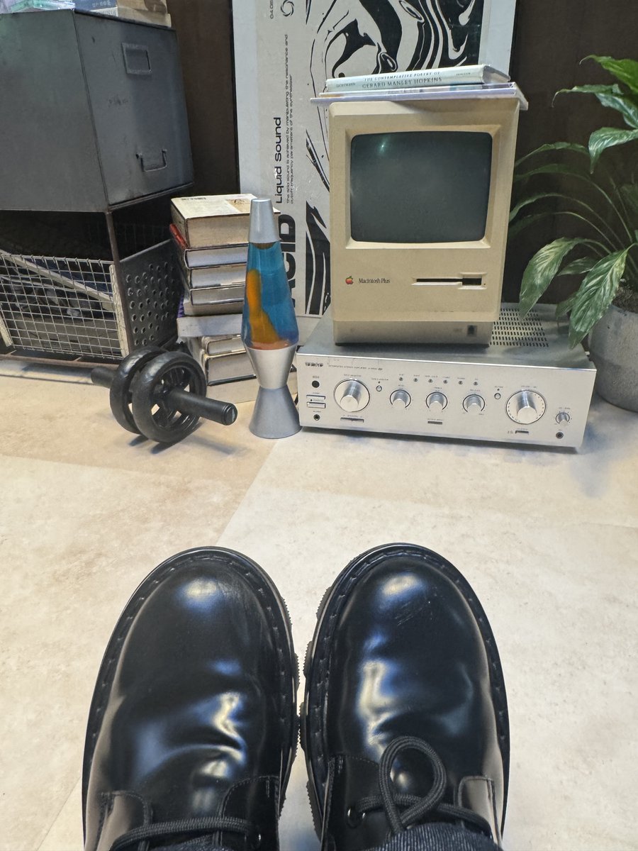 250622 CHANYEOL 🍒💭

"I'm working 😝"

"Hwaiting!!!!!!"

#찬열버블