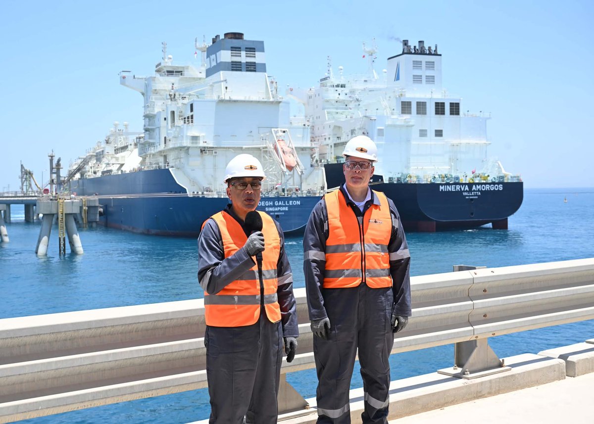 في تصريحات تليفزيونية عقب متابعة استعدادات البنية التحتية لاستيراد الغاز الطبيعي بالسخنة:

#رئيس_الوزراء: مع بداية شهر يوليو القادم سيكون لدينا ثلاث سفن تغييز تضخ في الشبكة القومية للغاز لتأمين احتياجات الدولة المصرية

للمزيد|facebook.com/share/p/16cH6Y…

#رئاسة_مجلس_الوزراء | #مصر