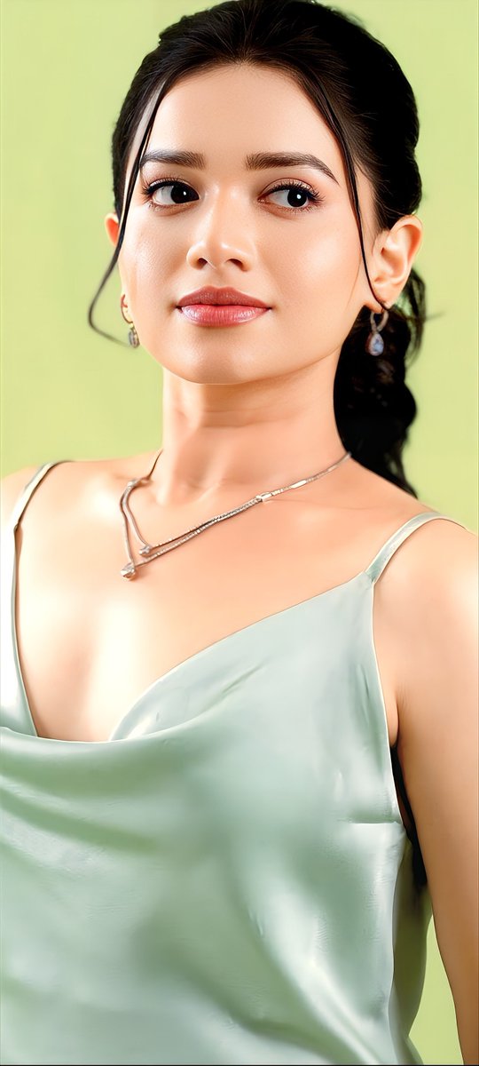 WallpaperIndian's tweet photo. 👑 Adhithi ♥️

#Adhithi #Actress https://t.co/nk2SLgsBTV