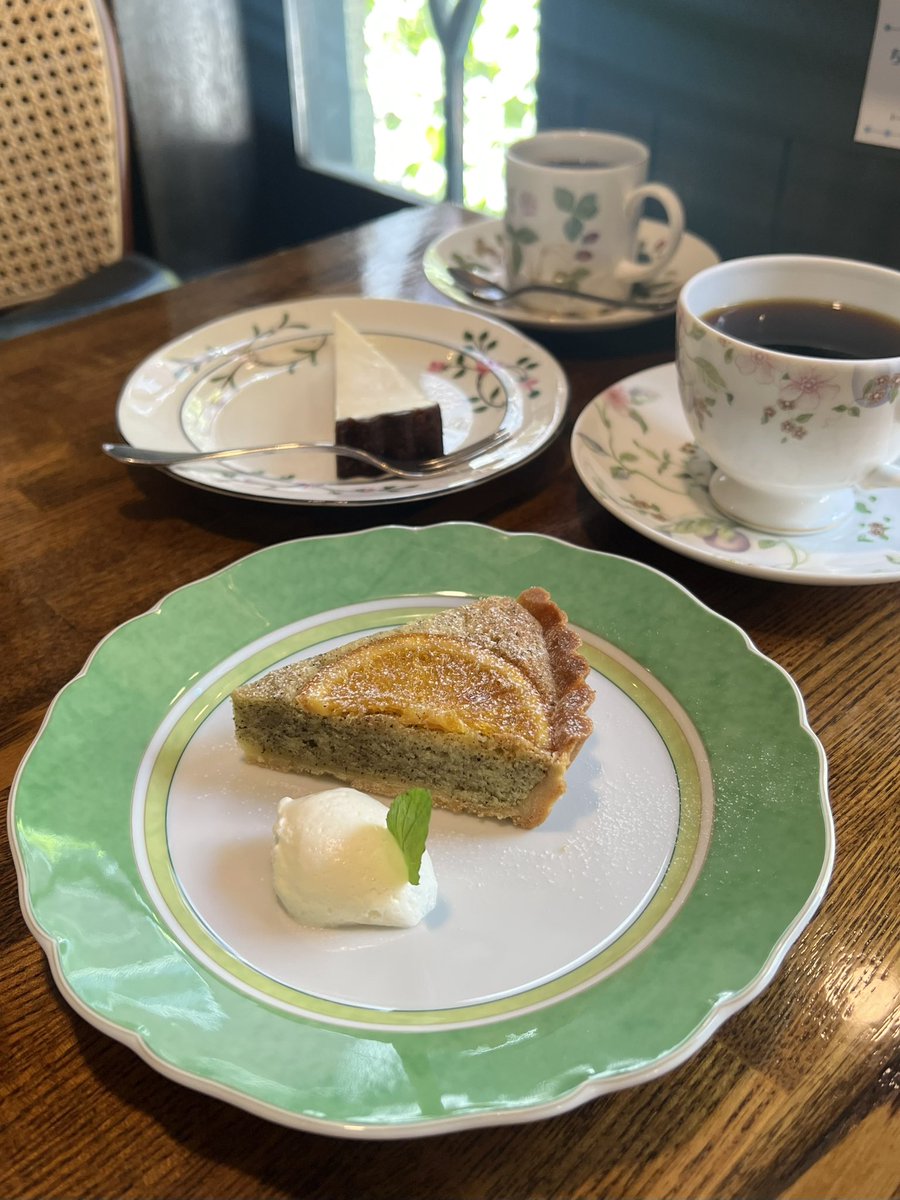 icetabete's tweet photo. ジョン・レノンとオノ・ヨーコが訪れた喫茶店☕️ https://t.co/SiXLRXWLuY