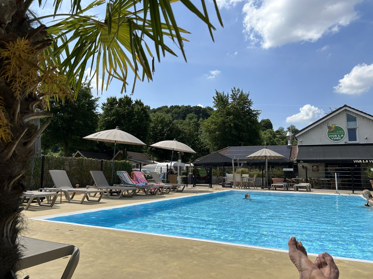 Patrick & Carla tweet media