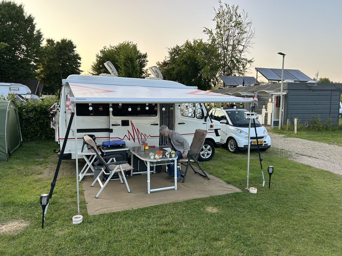 Patrick & Carla tweet media