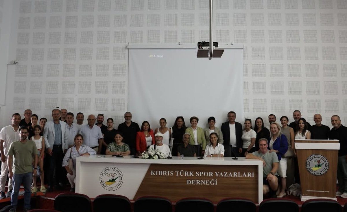 devrimkibris's tweet image. ‼️ "Spor Dünyasında Kadın Olmak"
"Sorunlar ve Çözüm Önerileri"panelinin ardından...
#CTP