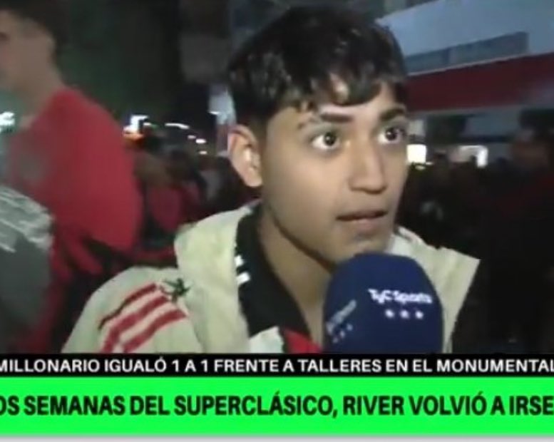 Este pibe para nosotros va a ser lo que fue para ellos el gordito que critico a Cavani.
Cada 3 meses lo van a putear, despues los proximos 3 meses lo van a reivindicar y asi el bucle