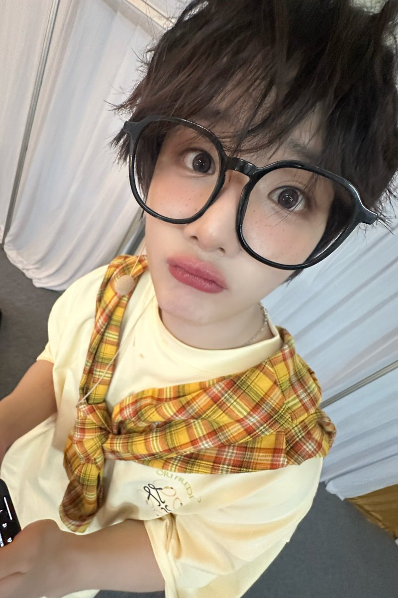 [#씽]

 📸🥳

#XODIAC #소디엑 #SING #씽