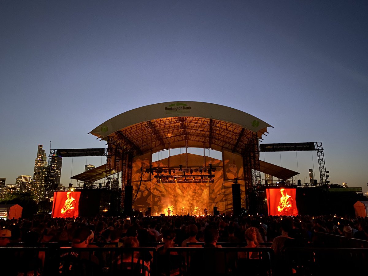 Retrac (@ropesack) on Twitter photo thank you <a href="/qotsa/">QOTSA</a> fucking burned the place down thank you <a href="/qotsa/">QOTSA</a> fucking burned the place down