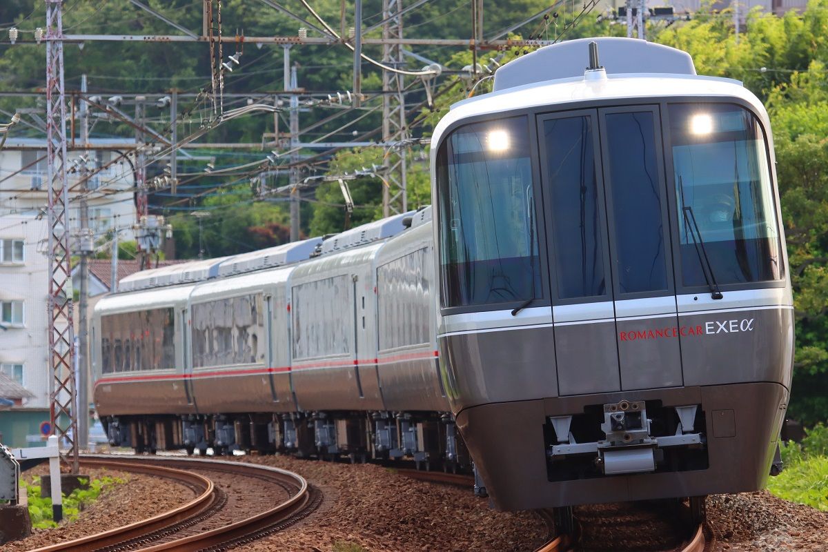 4_d087be25-88db-4889-906b-