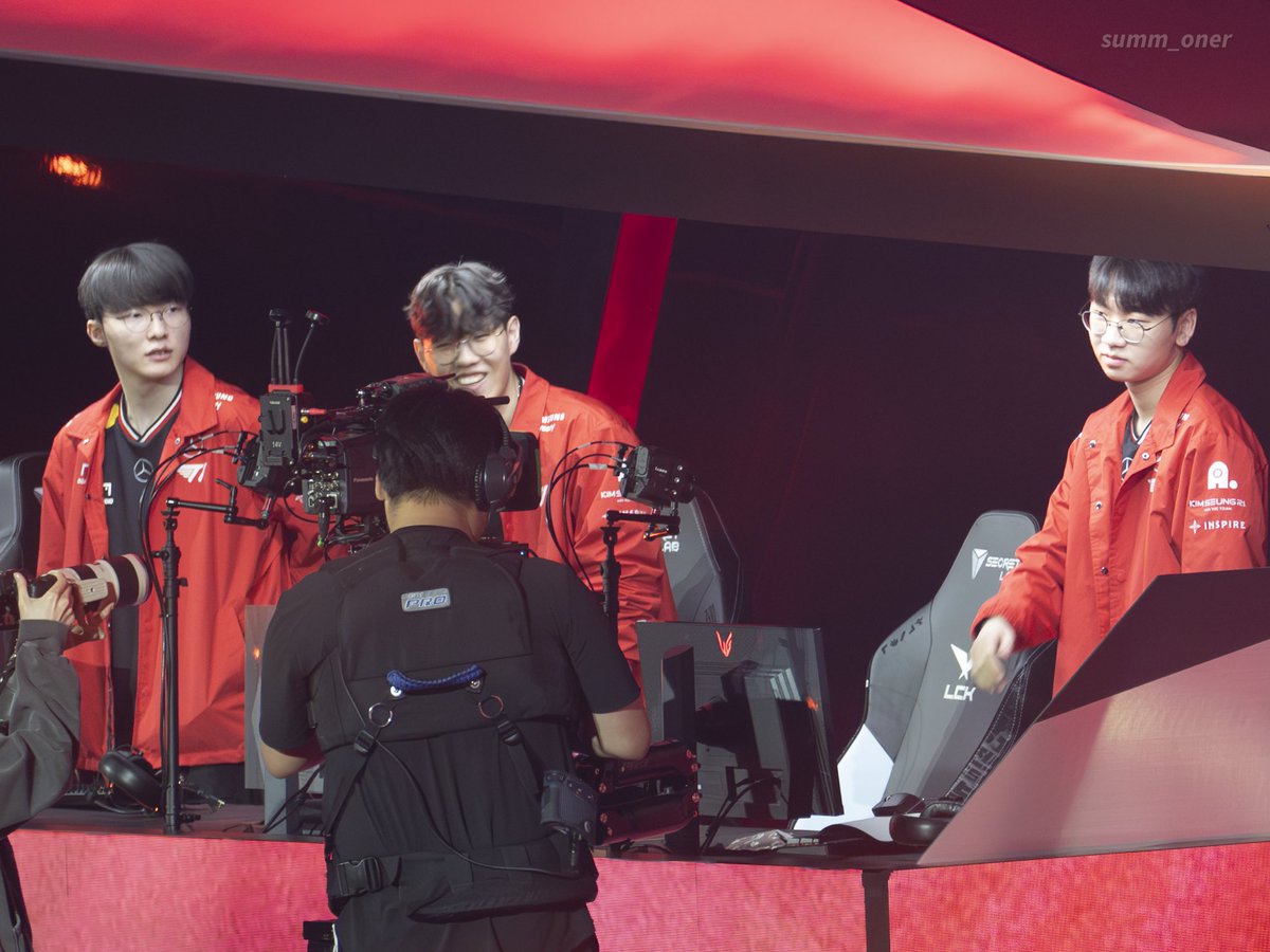 pageoner's tweet photo. 250614 KT vs T1

#Faker #페이커 #이상혁
#Oner #오너 #문현준
#Doran #도란 #최현준 https://t.co/XE7n9f7lxg