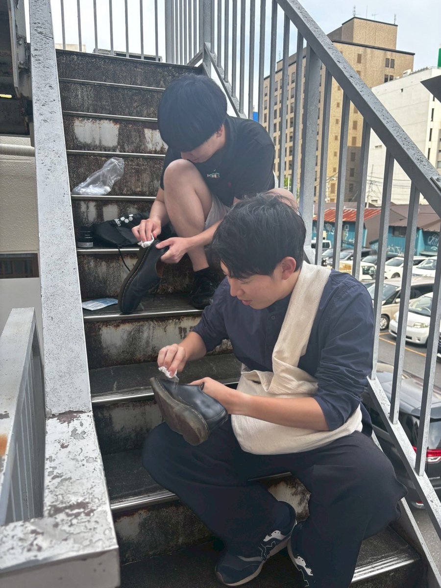 六連星連隊 tweet media