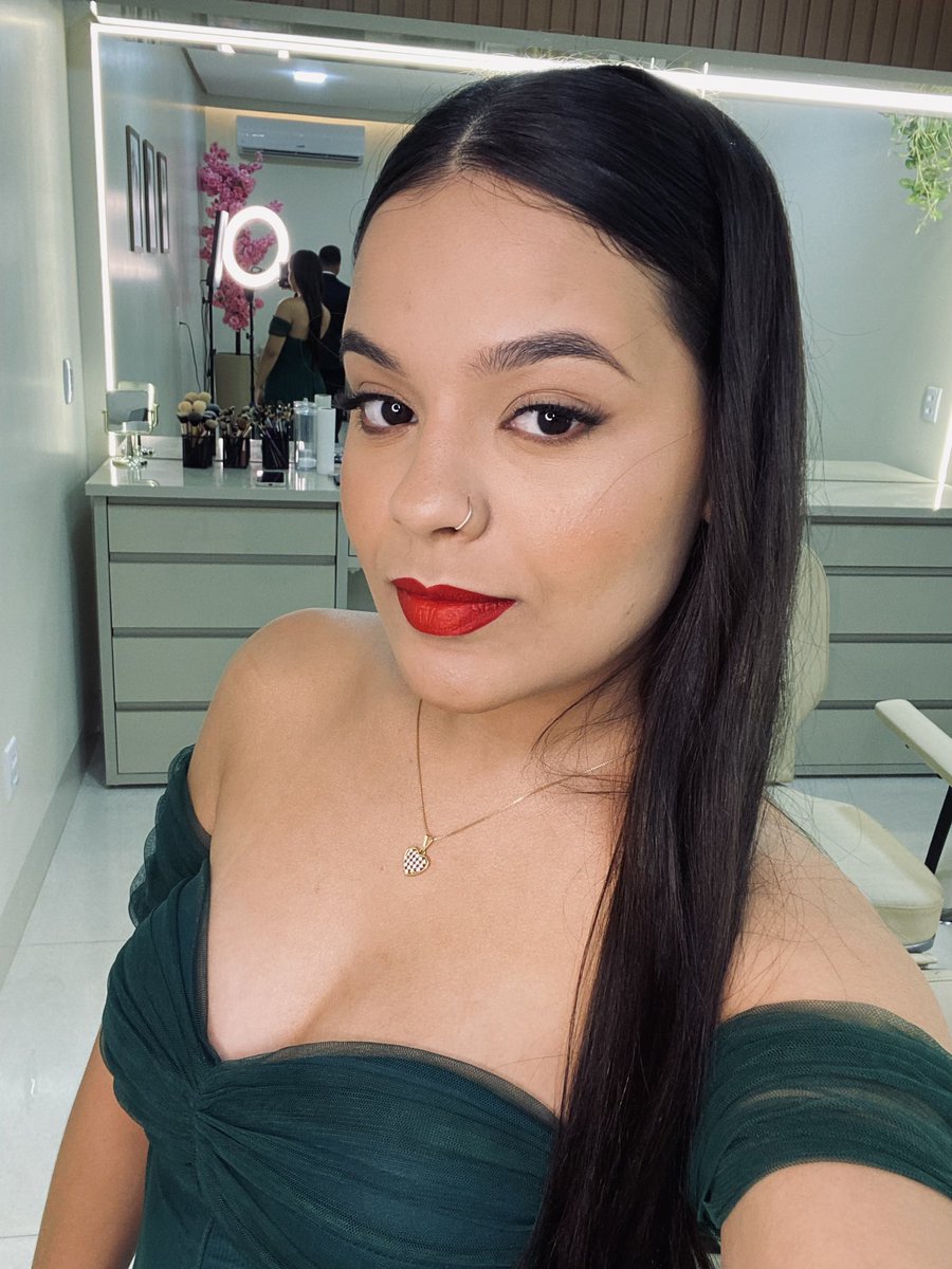 deerrmmr's tweet photo. 💋 https://t.co/T092Uxe0CA