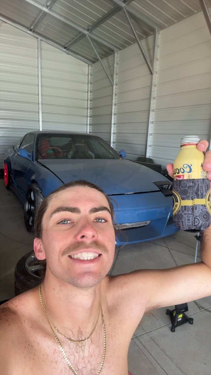 yadOmaC's tweet photo. .5 made my nog look funny but I finally got my own spot and I am HAPPY. Hard work pays off, don’t stop!! 🫶 https://t.co/0B2e51iEX3