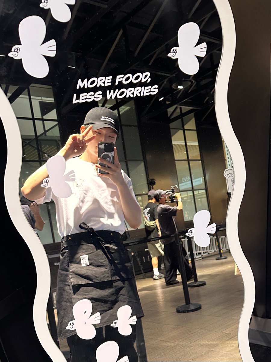 OfficialMONSTAX tweet picture
