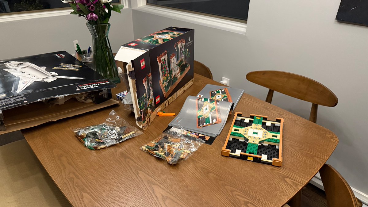 At a San Francisco party and they have a Lego corner this is great
