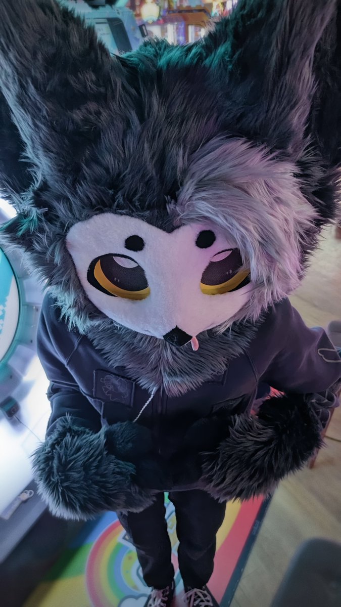 Will you play arcade games with me?🥺
I need more people to share my #maimai addiction with..