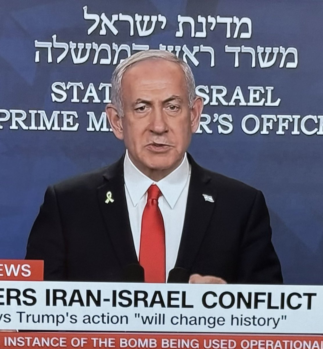 mizunnya's tweet image. #似てるシリーズ
#BenjaminNetanyahu
#AdolphHitler
あははこりゃ生き写しだわ🤣#手塚治虫 の #アドルフに告ぐ 思い出した、虐殺者の血脈だね。ひょっとして生まれ変わりじゃねーの😰？