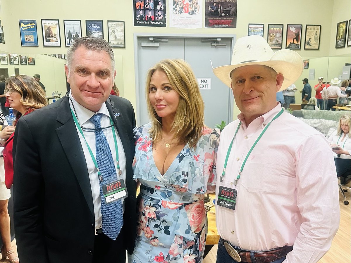 Rev 17 Anti Child Trafficking Conference with Joe Burkett and Lara Logan. History will record these two as heroes. ⁦<a href="/ResistItAllTX/">Hollywood Resistance</a>⁩ ⁦<a href="/yesnicksearcy/">Nick Searcy, Actor/Director/Producer/Author</a>⁩